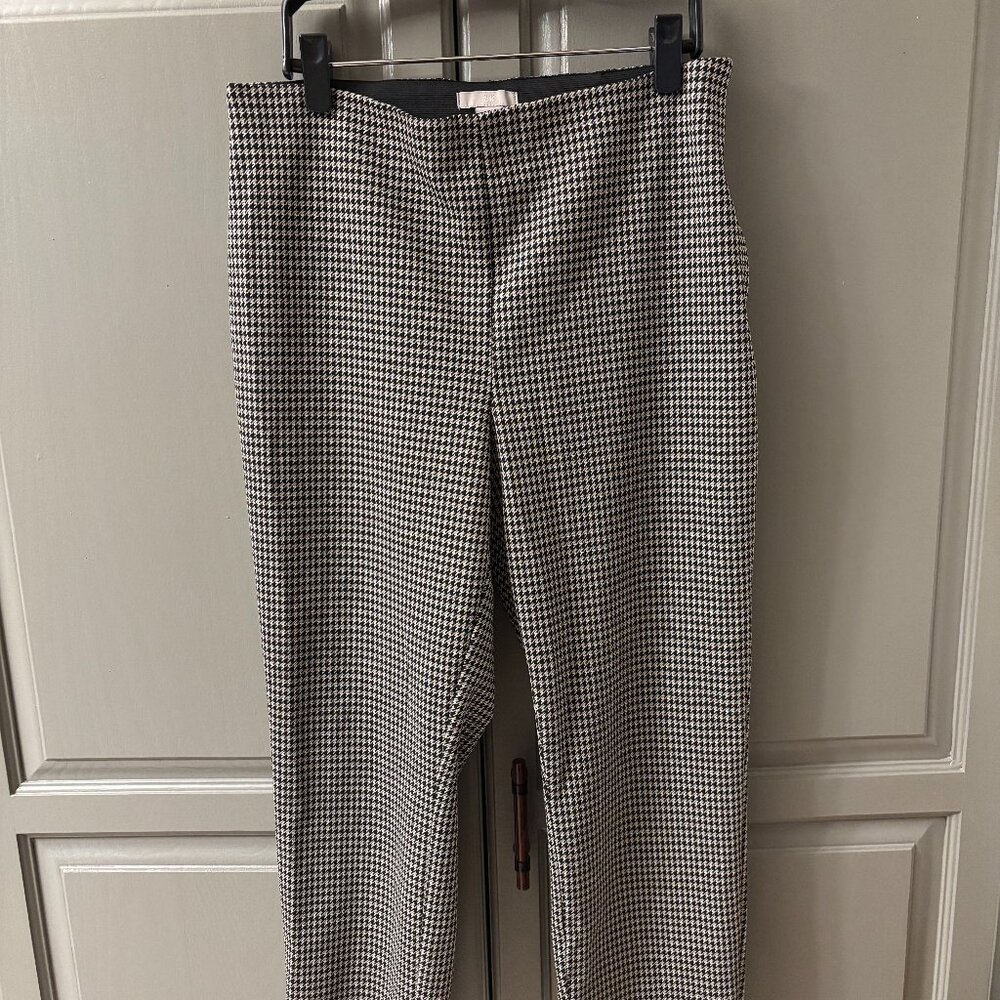 H&M Houndstooth capri/ankle pant - Size 12